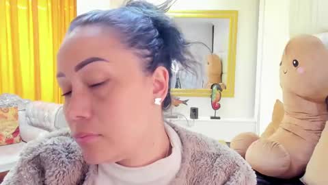 Snapshot of gaby_trent chatting on 12-16-24, 03:00 gabriela online show from 12-16-24, 03:00