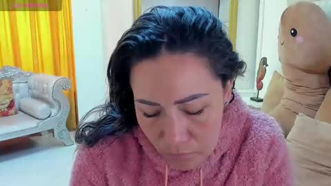 Snapshot of gaby_trent chatting on 01-30-25, 01:31 gabriela online show from 01-30-25, 01:31