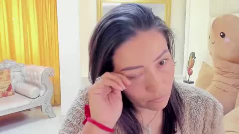 Snapshot of gaby_trent chatting on 02-04-25, 01:48 gabriela online show from 02-04-25, 01:48