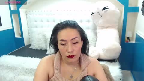 Snapshot of gaby_trent chatting on 02-26-25, 06:21 gabriela online show from 02-26-25, 06:21