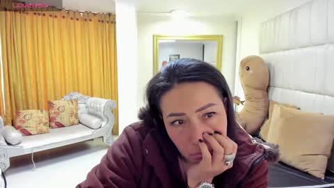 Snapshot of gaby_trent chatting on 02-27-25, 12:02 gabriela online show from 02-27-25, 12:02