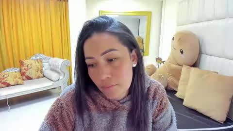 Snapshot of gaby_trent chatting on 03-03-25, 02:04 gabriela online show from 03-03-25, 02:04