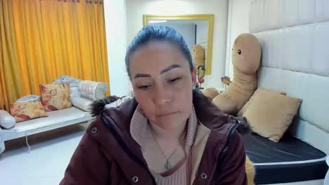 Snapshot of gaby_trent chatting on 03-08-25, 07:53 gabriela online show from 03-08-25, 07:53