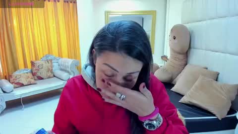 Snapshot of gaby_trent chatting on 03-10-25, 01:10 gabriela online show from 03-10-25, 01:10