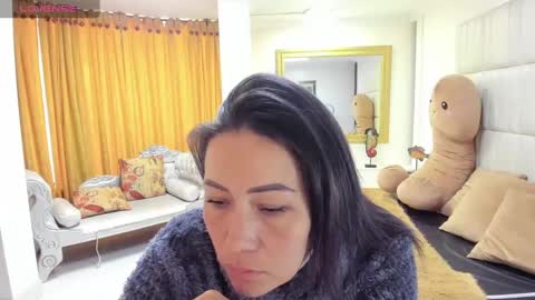 Snapshot of gaby_trent chatting on 03-11-25, 12:39 gabriela online show from 03-11-25, 12:39