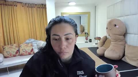 Snapshot of gaby_trent chatting on 09-18-25, 01:24 gabriela online show from 09-18-25, 01:24
