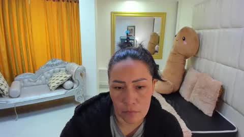 gabriela online show from 05-11-26, 03:07
