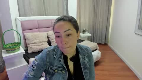 gabriela online show from 05-14-26, 05:31
