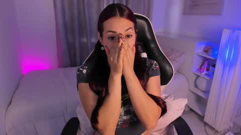 Snapshot of gaby_yummy chatting on 03-19-26, 04:00 Gabriela online show from 03-19-26, 04:00