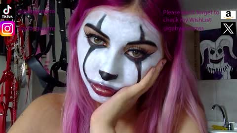 Snapshot of gabygumms chatting on 10-15-25, 01:11 gabygumms online show from 10-15-25, 01:11