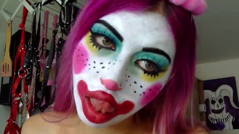 Snapshot of gabygumms chatting on 10-21-25, 01:12 gabygumms online show from 10-21-25, 01:12