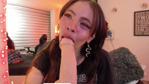 Gabby online show from 10-30-25, 04:25