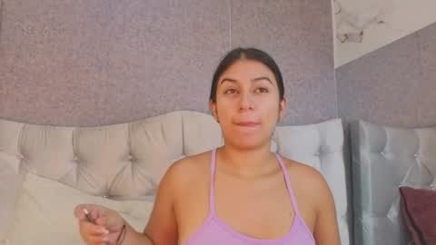 Snapshot of gabyttaylor chatting on 08-03-26, 01:27 GABYTAYLOR online show from 08-03-26, 01:27