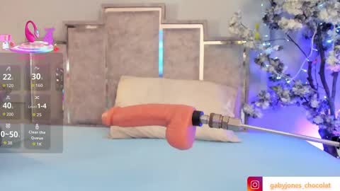 gabyyjones online show from 09-30-25, 12:32