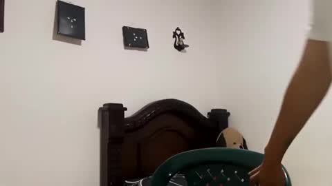 gadiel_sex online show from 10-20-25, 07:58