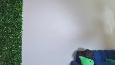 Snapshot of gael_david chatting on 06-03-26, 02:33 Gael online show from 06-03-26, 02:33