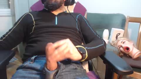 Snapshot of gag0nmyc0ck chatting on 02-24-25, 11:19 your master online show from 02-24-25, 11:19