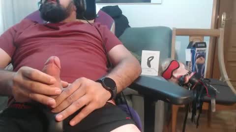 Snapshot of gag0nmyc0ck chatting on 09-10-25, 01:55 your master online show from 09-10-25, 01:55