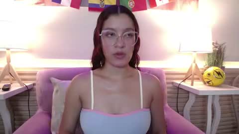 Snapshot of gagingbriana chatting on 07-09-26, 02:04 Briana online show from 07-09-26, 02:04