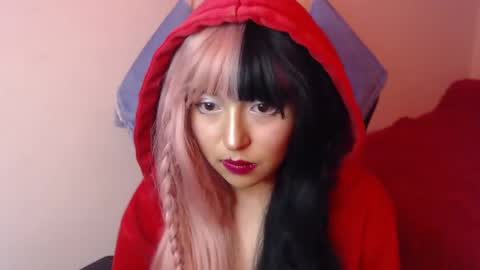 Snapshot of gakomenoshida chatting on 09-26-25, 07:29 Kate 3 online show from 09-26-25, 07:29