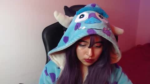 Snapshot of gakomenoshida chatting on 10-12-25, 06:51 Kate 3 online show from 10-12-25, 06:51