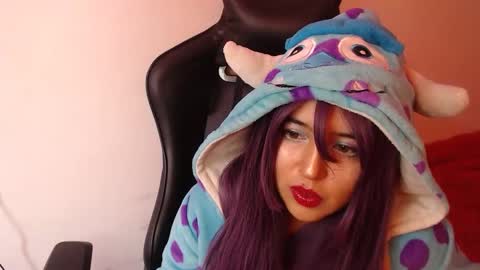 Snapshot of gakomenoshida chatting on 11-13-25, 08:19 Kate 3 online show from 11-13-25, 08:19