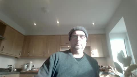 Snapshot of galacx chatting on 01-24-25, 12:31 galacx online show from 01-24-25, 12:31