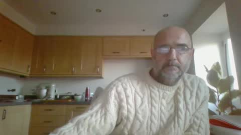 Snapshot of galacx chatting on 02-24-25, 05:09 galacx online show from 02-24-25, 05:09