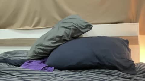 Lewis Parker online show from 03-17-26, 01:14