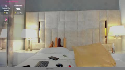  Gale  online show from 01-18-25, 04:37