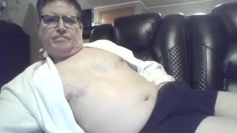 Snapshot of gameon1969 chatting on 12-24-24, 02:12 gameon1969 online show from 12-24-24, 02:12