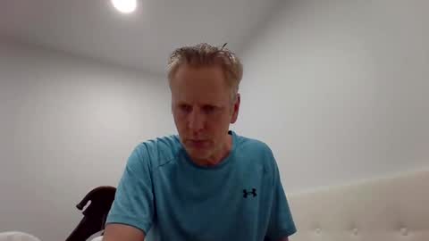 gamerboy200 online show from 10-01-25, 02:39