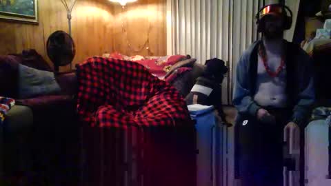 Snapshot of gamerfiend420 chatting on 10-16-25, 04:13 gamerfiend420 online show from 10-16-25, 04:13