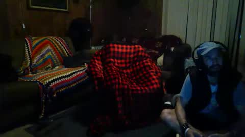 Snapshot of gamerfiend420 chatting on 10-27-25, 09:35 gamerfiend420 online show from 10-27-25, 09:35