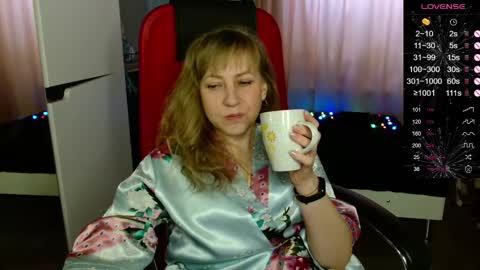 Janette online show from 02-24-25, 05:54