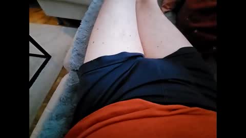 Snapshot of garbis11 chatting on 12-18-25, 03:18 garbis11 online show from 12-18-25, 03:18