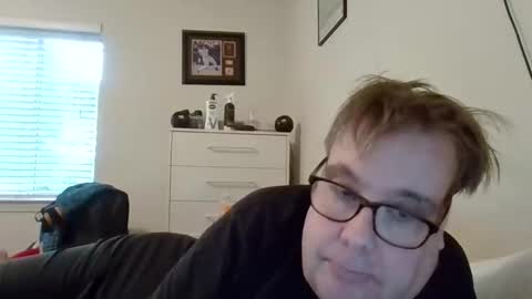 Gary online show from 05-06-26, 06:35
