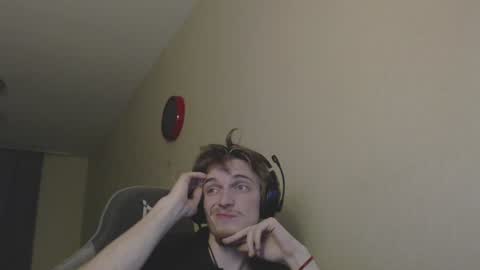 Snapshot of gasturfahe chatting on 01-20-25, 10:37 gasturfahe online show from 01-20-25, 10:37