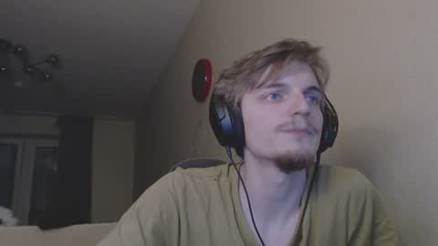 Snapshot of gasturfahe chatting on 01-30-25, 07:48 gasturfahe online show from 01-30-25, 07:48