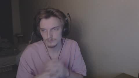 Snapshot of gasturfahe chatting on 02-12-25, 06:19 gasturfahe online show from 02-12-25, 06:19