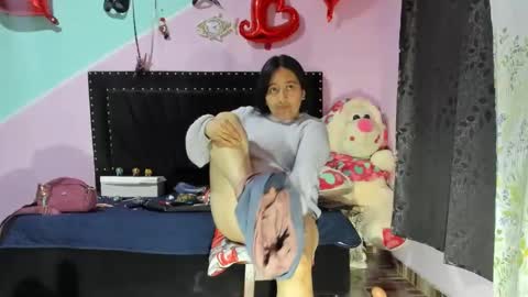Diana online show from 12-31-24, 01:04