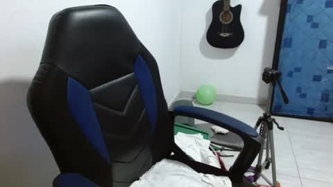 katia online show from 06-24-26, 01:04