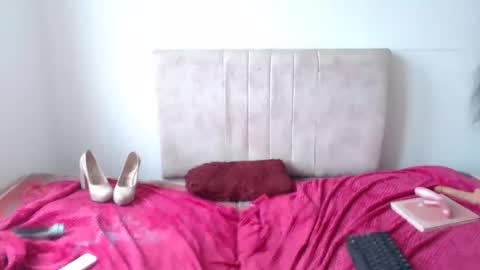 gatita13333321 online show from 02-14-26, 04:59