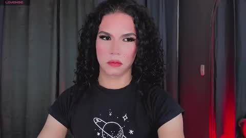 Snapshot of gatitavenecis1 chatting on 12-21-24, 11:56 Vnecis Marn online show from 12-21-24, 11:56