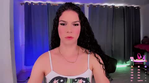 Snapshot of gatitavenecis1 chatting on 04-13-26, 09:31 Vnecis Marn online show from 04-13-26, 09:31