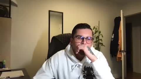 Snapshot of gatmandeep chatting on 01-09-25, 02:11  Aladdin online show from 01-09-25, 02:11