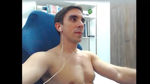 gatosarado23 online show from 09-25-25, 03:10