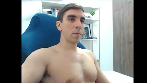 gatosarado23 online show from 10-13-25, 07:47