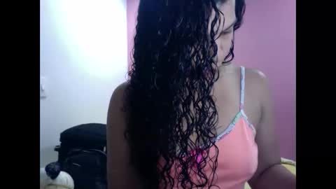 gatubelahotxxx online show from 01-03-25, 07:39