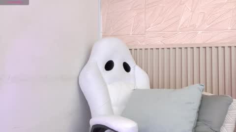 gaviluc_ online show from 10-11-25, 10:36